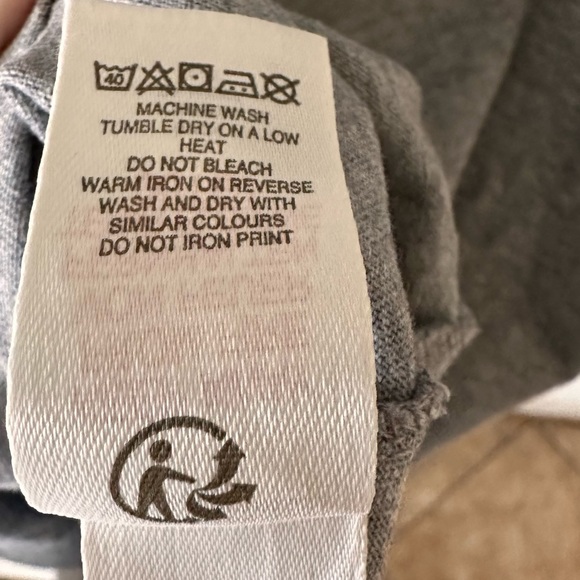 Gray Checkmate Short-Sleeved Tee Size 7/8 - Picture 5 of 5